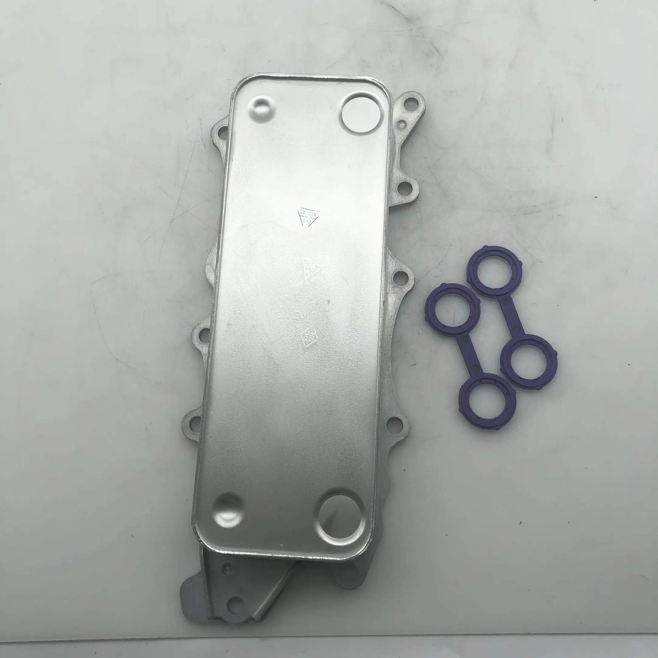 6421800165 Engine Oil Cooler for Mercedes Benz E G GL GLS ML R S Sprinter 3.0L