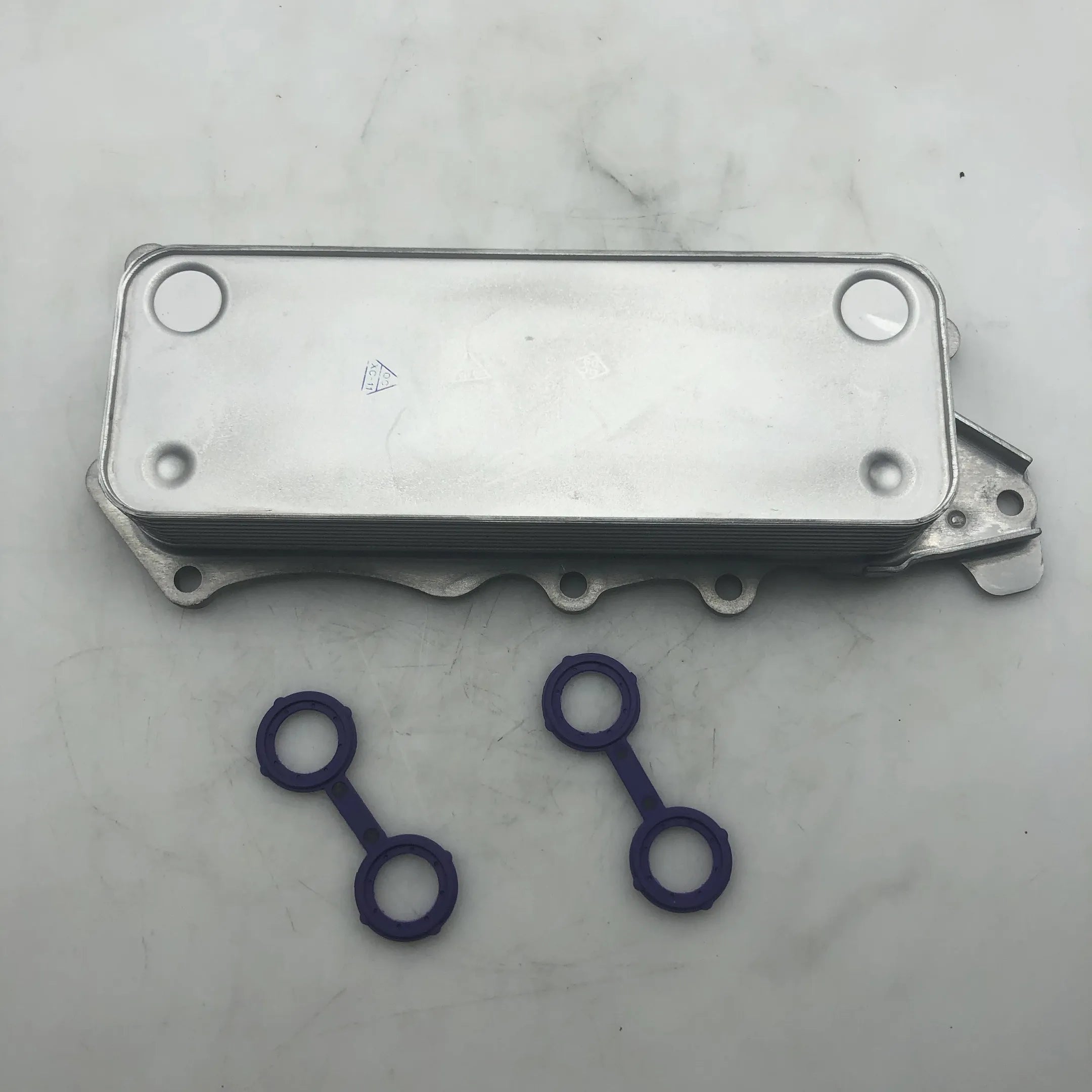 6421800165 Engine Oil Cooler for Mercedes Benz E G GL GLS ML R S Sprinter 3.0L