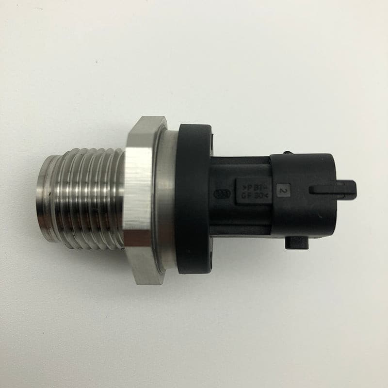 0281006112 0281002851 Fuel Rail High Pressure Sensor for Bosch Cummins IVECO DAF MAN Excavator Spare Part