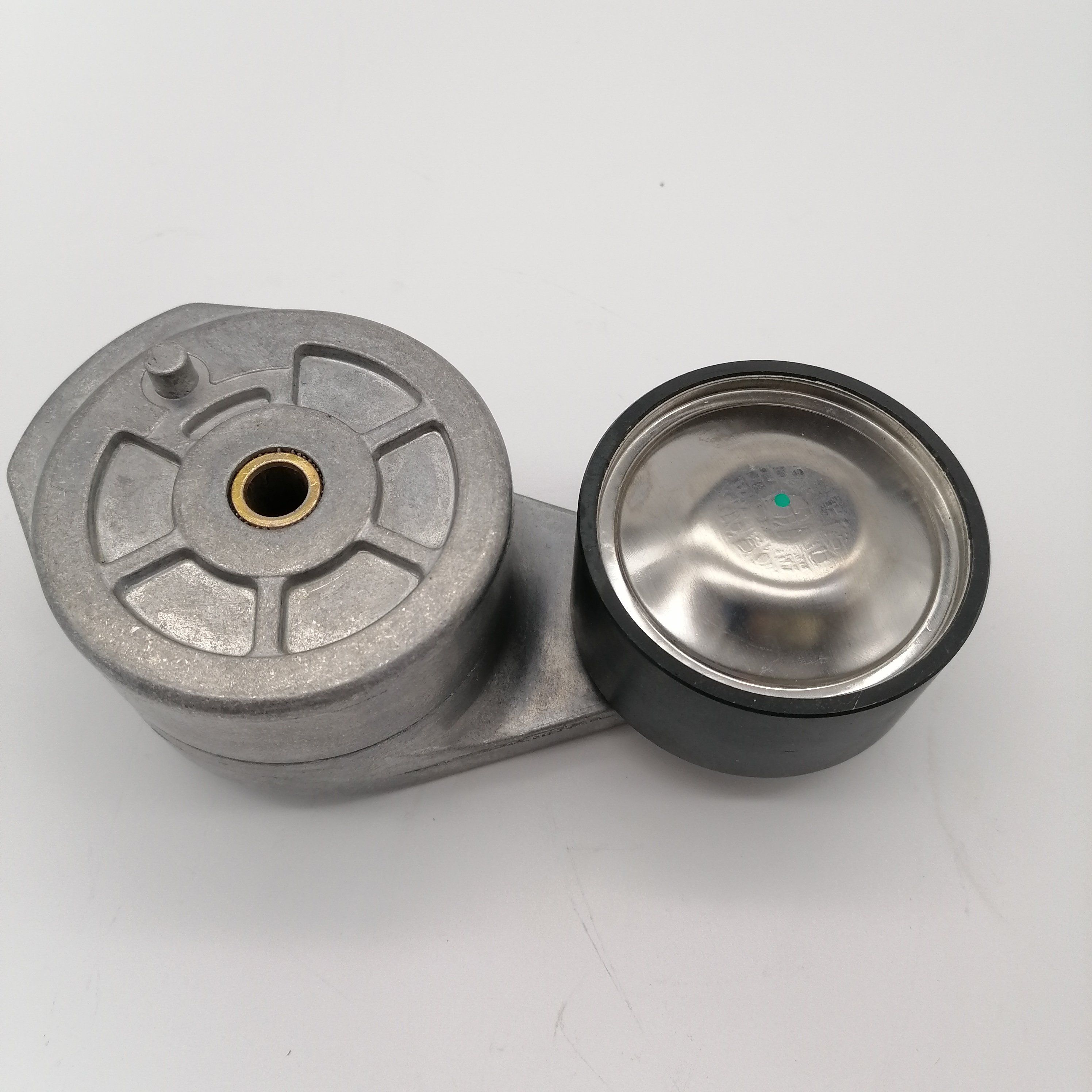 3779082 377-9082 Belt Tensioner V-ribbed belt for CAT