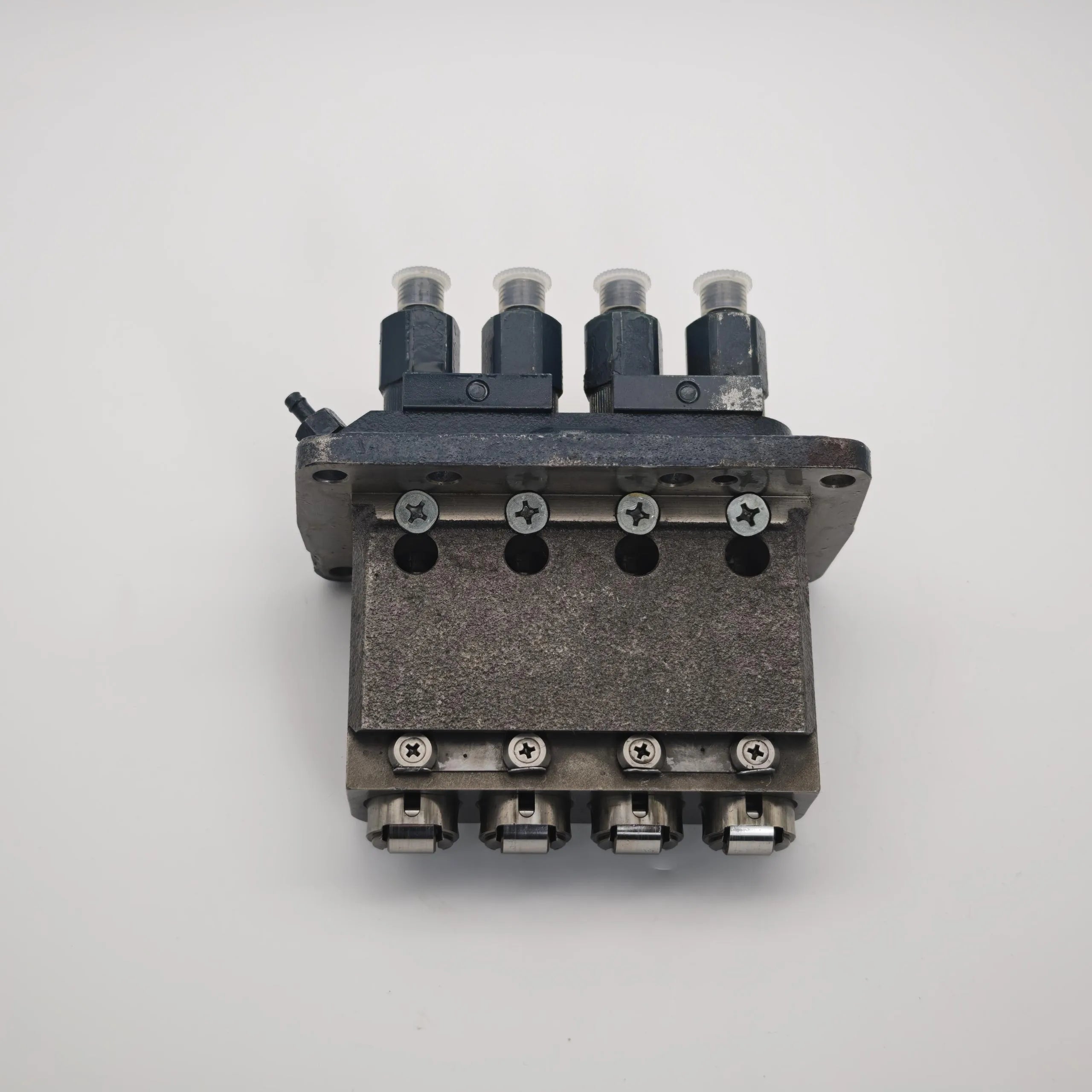 Fuel Injection Pump M9540 1G514-51010 For Kubota V3300 V3600 V3800 Tractor