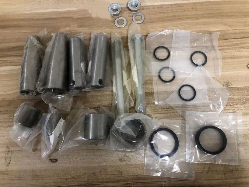 Pin and Bushing Kit 6577954 6729358 7139943 53D10 17C10112 for Bobcat A300 T250 T300 T320 S220 S250 S300 S330 T550