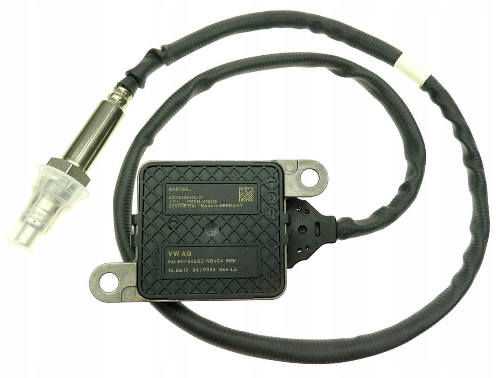 04L907805DC SNS788 A2C15226400-01 NOx Nitrogen Oxides Sensor for VW Volkswagen Passat B8 3G2 2.0 TDI diesel