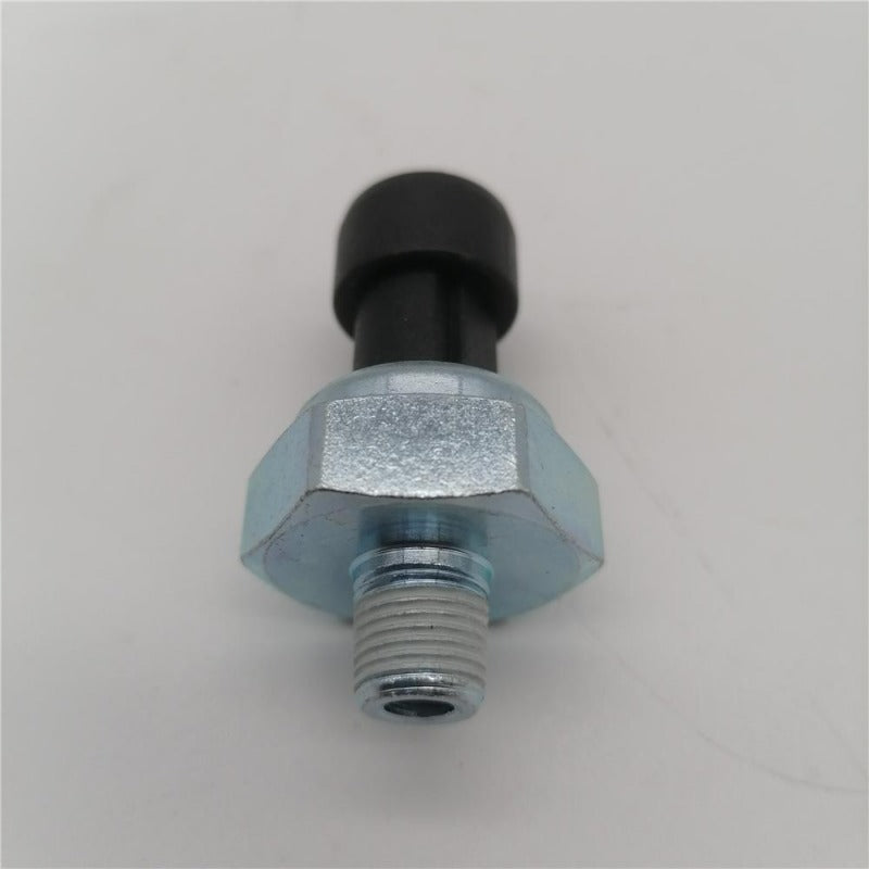 Oil Pressure Sensor RE167207 1839415C91 for John Deere 8450 8650 7130 7430 7330 7530 6534 Tractors